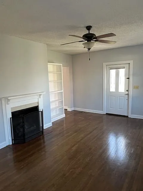 3 bed, 1620 sqft, $1,900 — Photo 4
