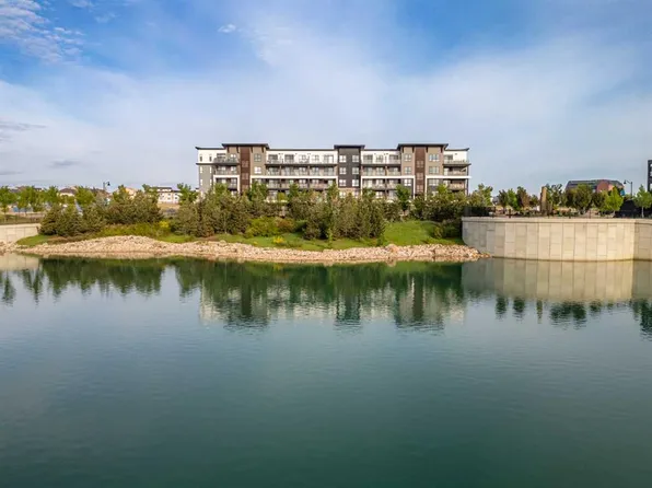 1802 NW Mahogany Blvd SE #8206, Calgary, AB T3M 1X6