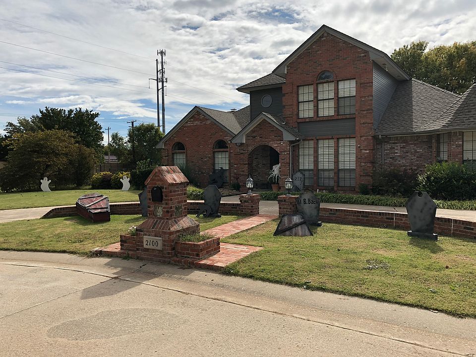 1st image of 2100 Banbury Ln