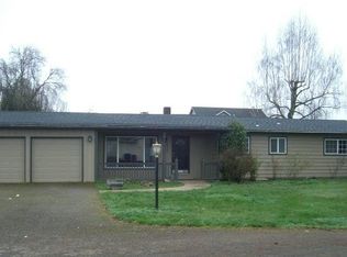 20592 2nd St NE, Saint Paul, OR 97137