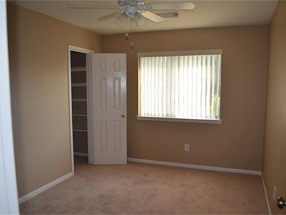 3rd image of 3530 Southdown Dr