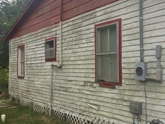 3rd image of 325 Martin Luther King St