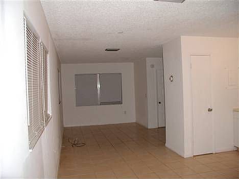 2nd image of 1315 S Seacrest Blvd