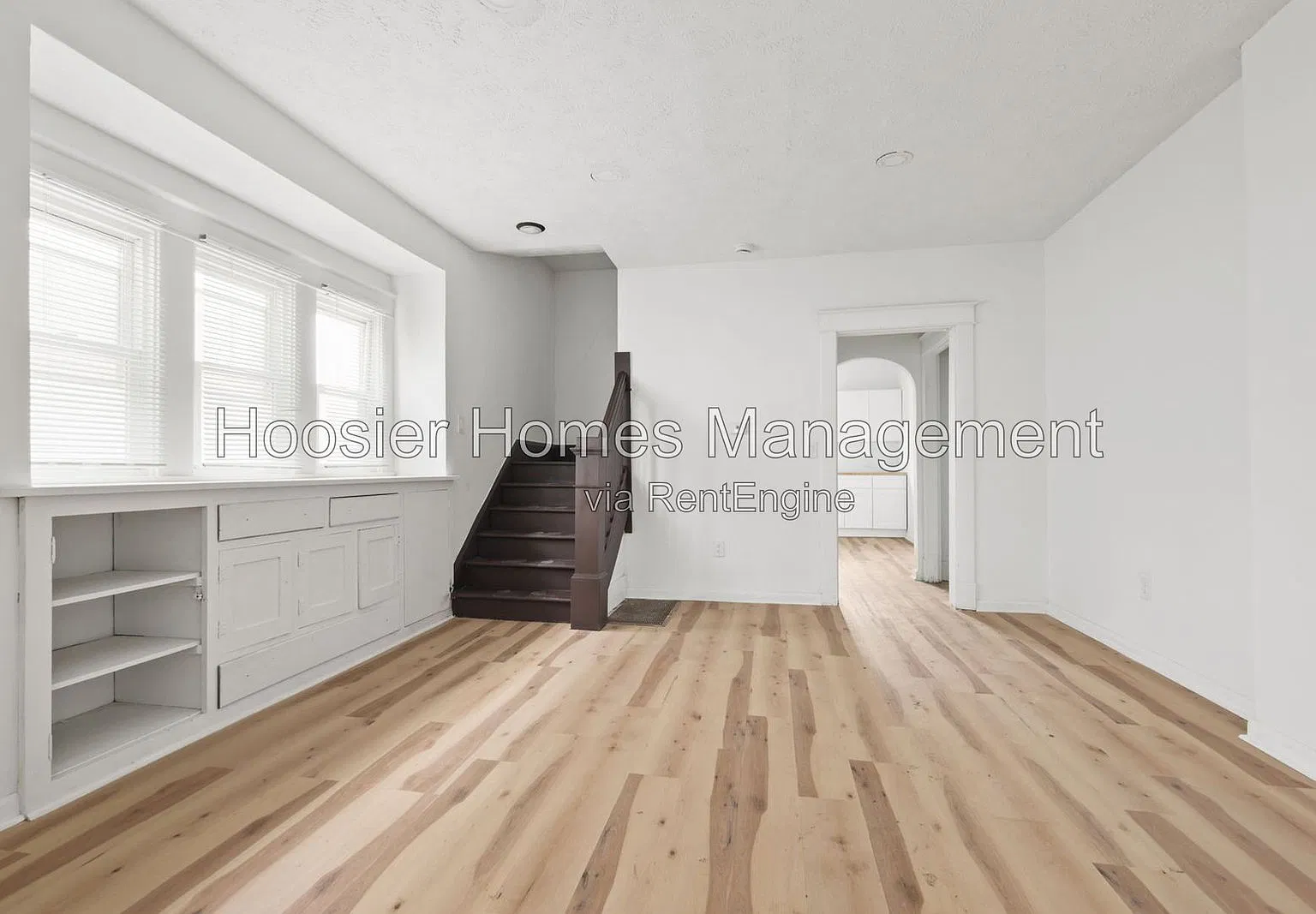 3 bed, 1.0 bath, 1100 sqft, $1,025 — Photo 4