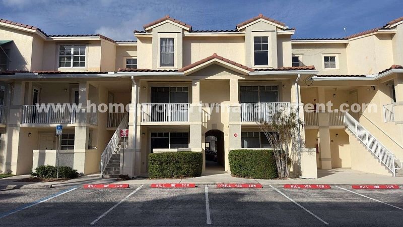1st image of 1136 Town Center Dr