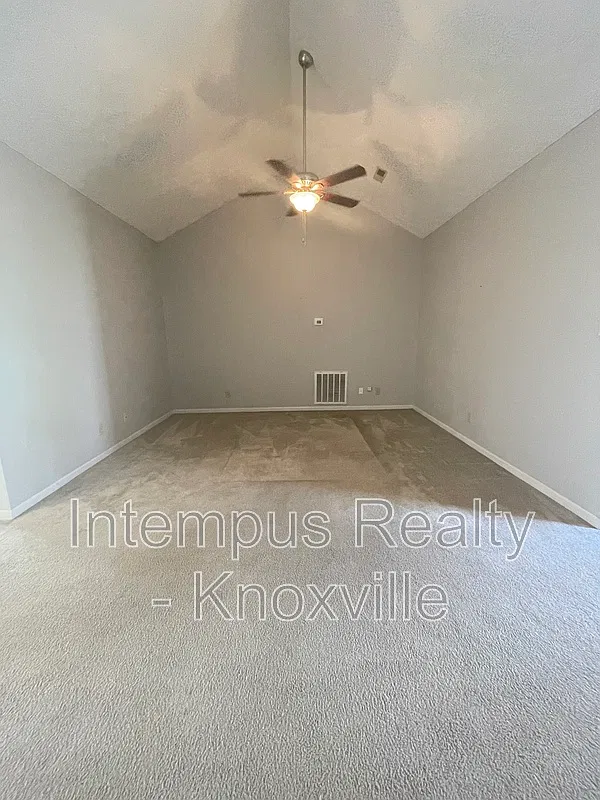 2 bed, 2.0 bath, $1,950 — Photo 3