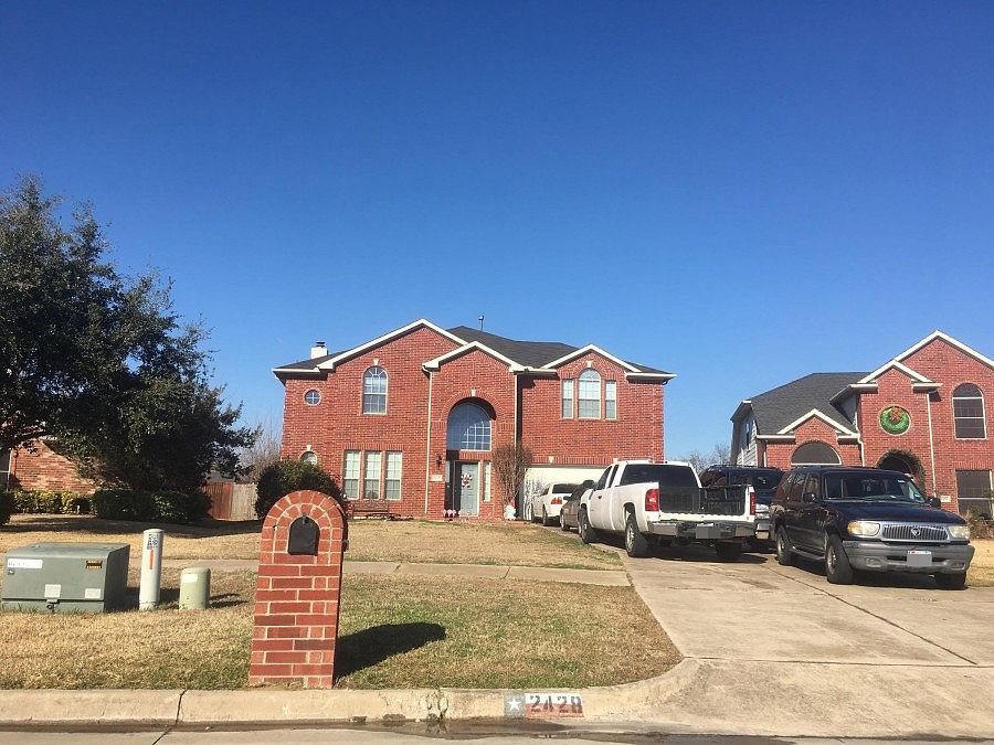 1st image of 2428 Cantura Dr