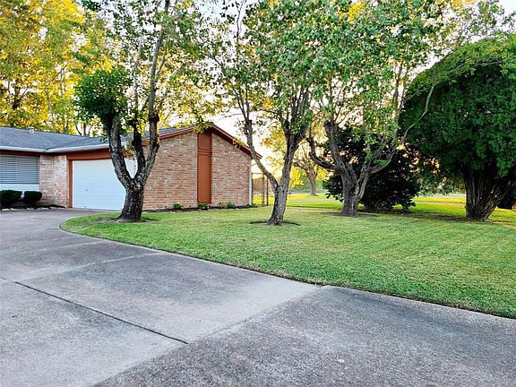 2nd image of 7309 Wren Cir