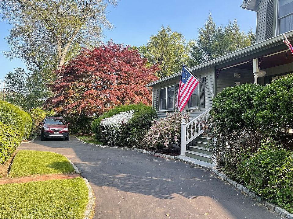 2nd image of 101 Oak Tree Rd