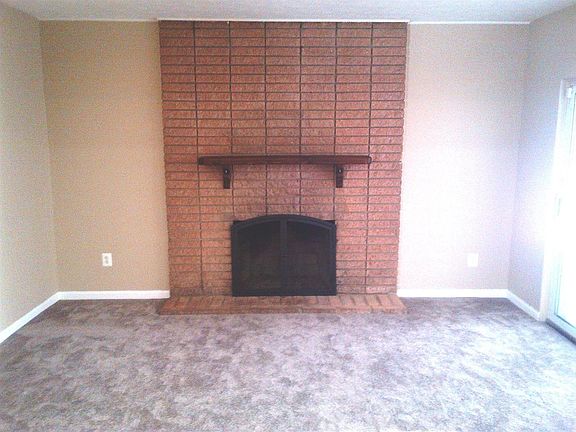 4th image of 8633 Cedar Ct