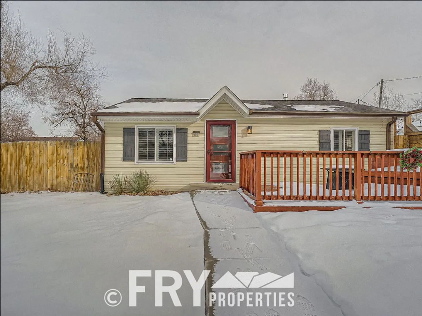 Updated home with carriage house situated a few minutes from downtown Belmar. — Photo 4