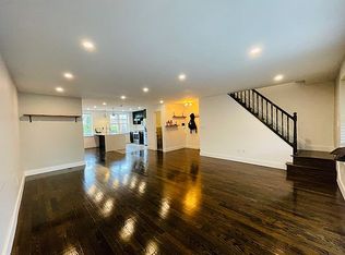 17015 Lithonia Ave, Fresh Meadows, NY 11365