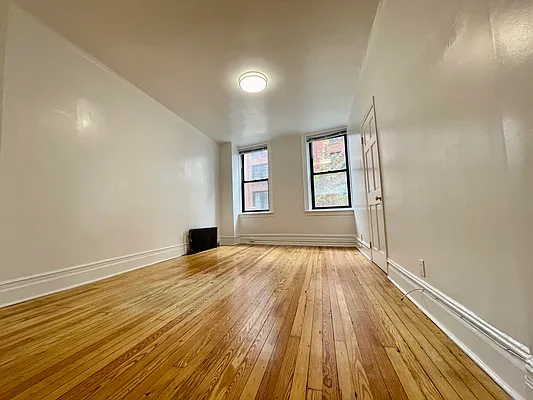 Rented by Building Equity Real Estate LLC | media 17