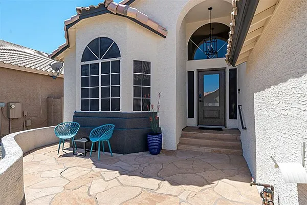 174 S Laguna Dr — Photo 9