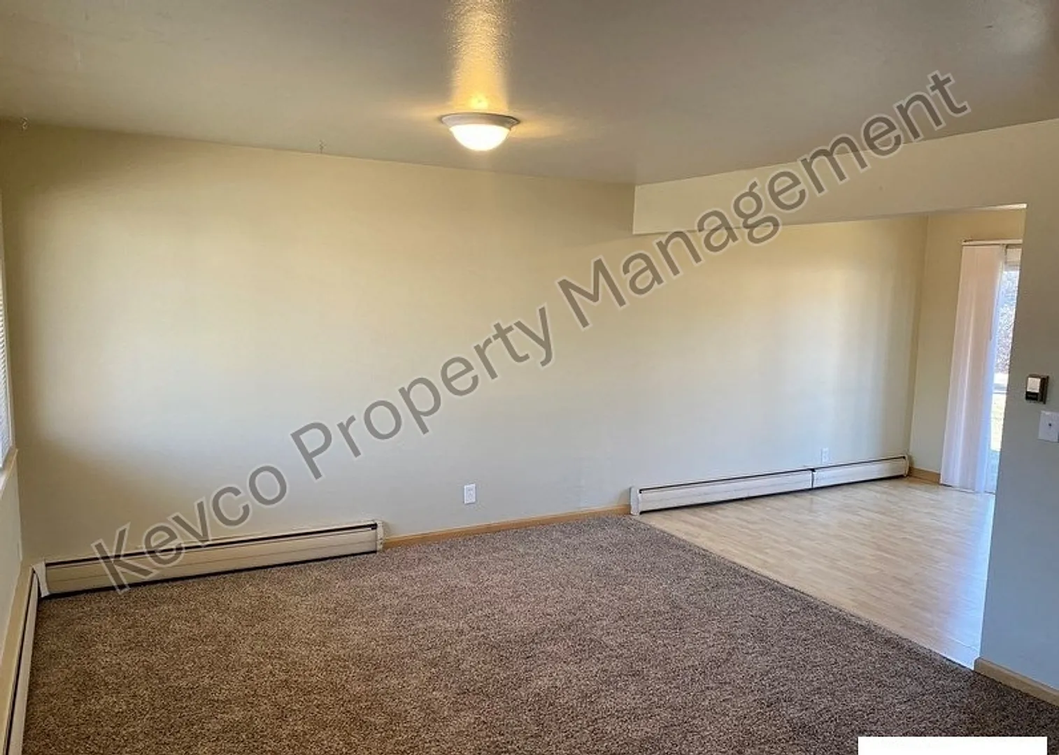 1101 Ponderosa Dr — Photo 2
