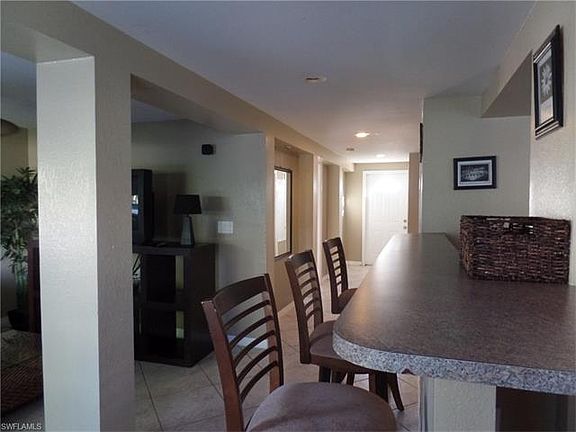 3rd image of 4845 Estero Blvd