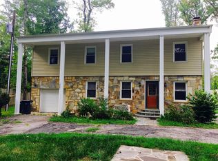 19201 Cardinal Heights Rd, Triangle, VA 22172