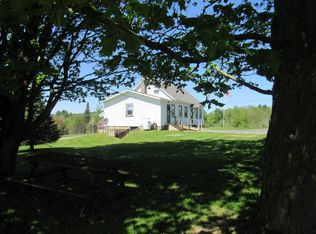4472 Route 14, Irasburg, VT 05845