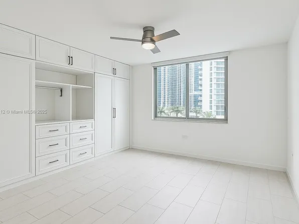 801 Brickell Key Blvd APT 908, Miami, FL 33131