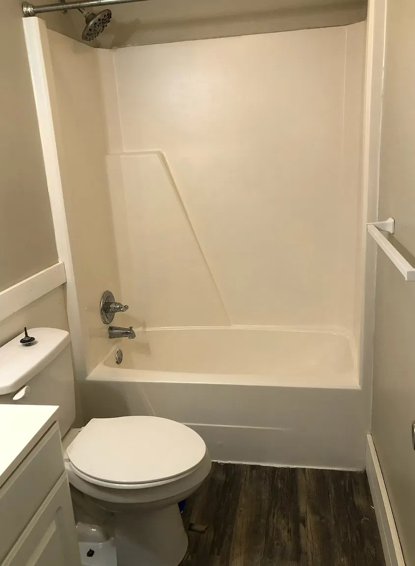 2 bed, 850 sqft, $900 — Photo 3