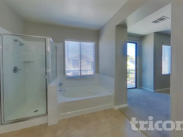 9024 Picket Fence Ave — Photo 11