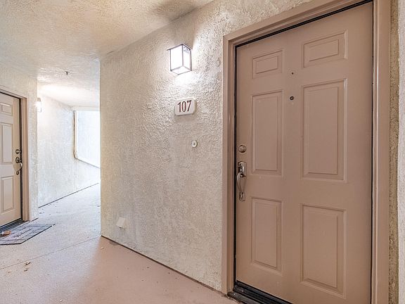 3rd image of 675 Oak Run Trl Unit 107