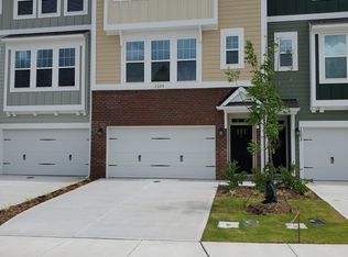 1204 Freeport Dr, Durham, NC 27703