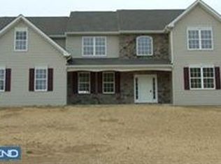 18 Persimmon Dr, Oxford, PA 19363