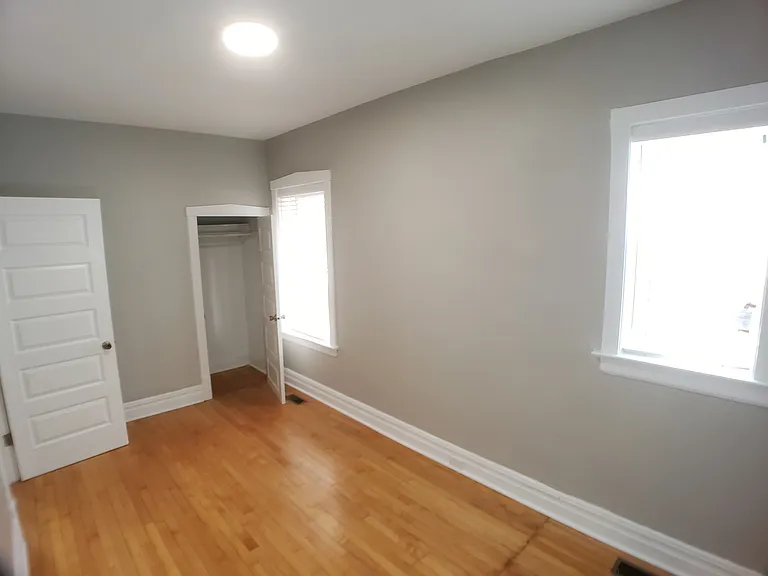 4830 W Newport Ave #1 — Photo 32