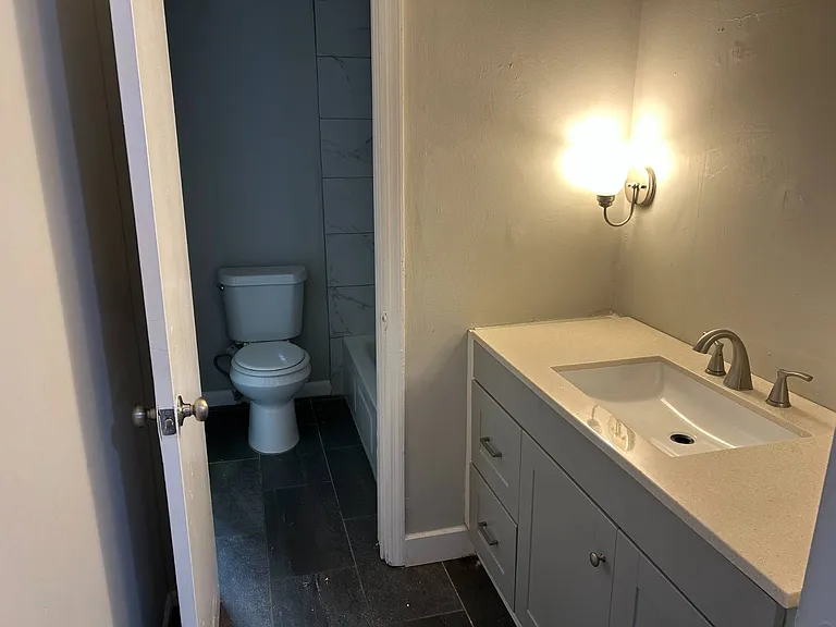 3748 Cambridge Station Dr — Photo 13