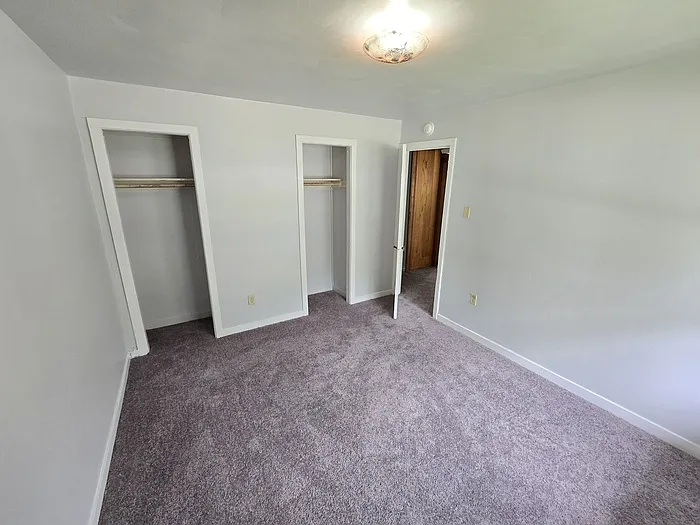 370 Carver Cir #370 — Photo 11