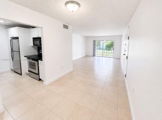 10800 N Kendall Dr #O6, Miami, FL 33176