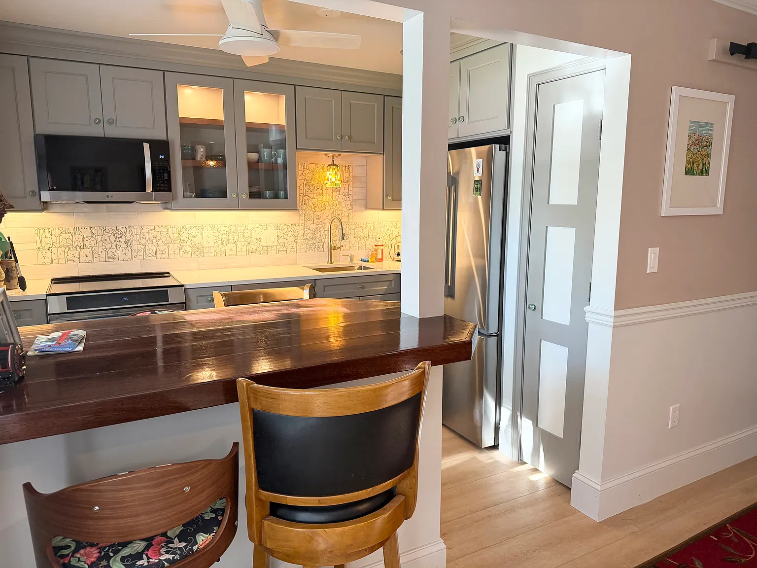 3 bed, 2.5 bath, 1480 sqft, $3,100 — Photo 3