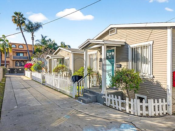 3rd image of 1544 Stanley Ave #1540