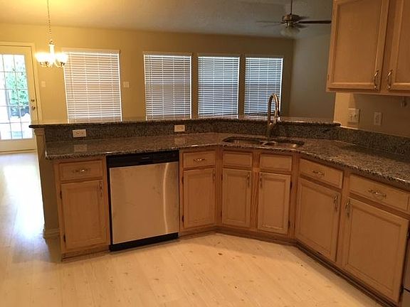 2nd image of 3617 Ironwood Dr