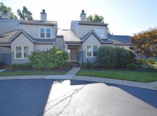 8813 Montgomery Rd, Cincinnati, OH 45236