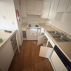 4th image of 12615 Brookglade Cir Unit 411