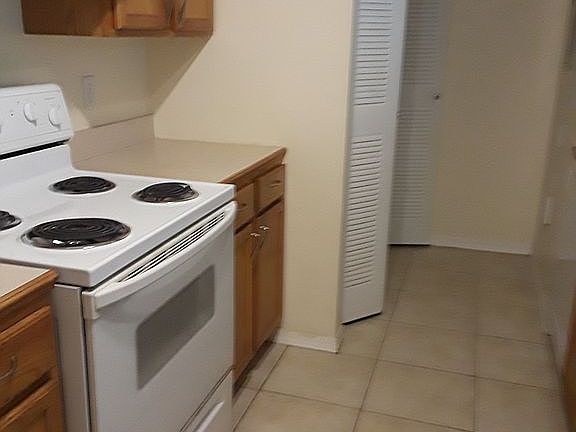 5th image of 9909 Westwood Dr Unit 37