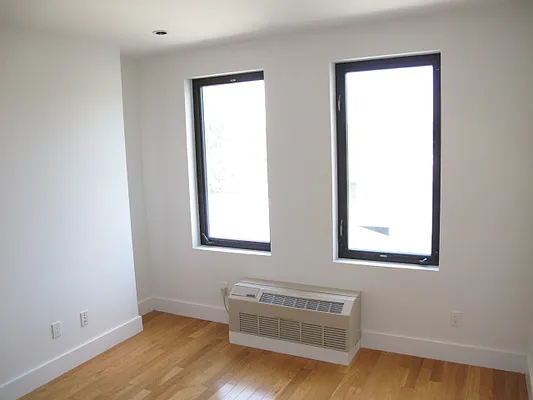 Rented by Residents Team | media 32