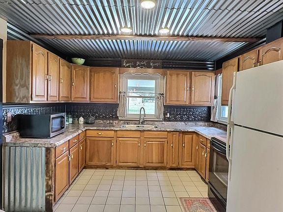 2nd image of 2807 Kirksey Rd