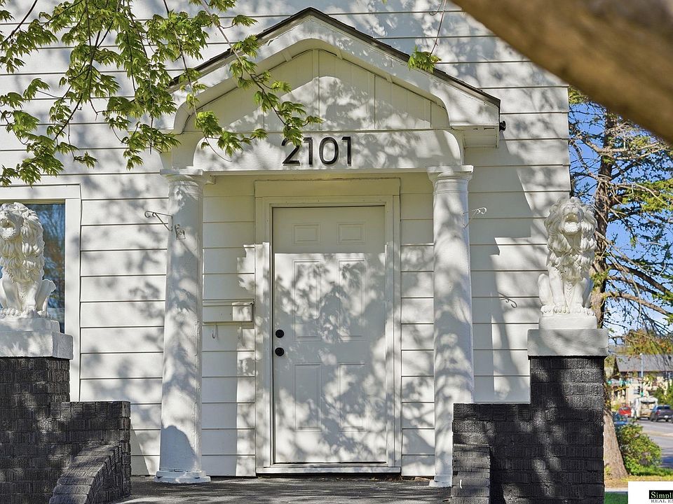 1st image of 2101 Bradfield Dr