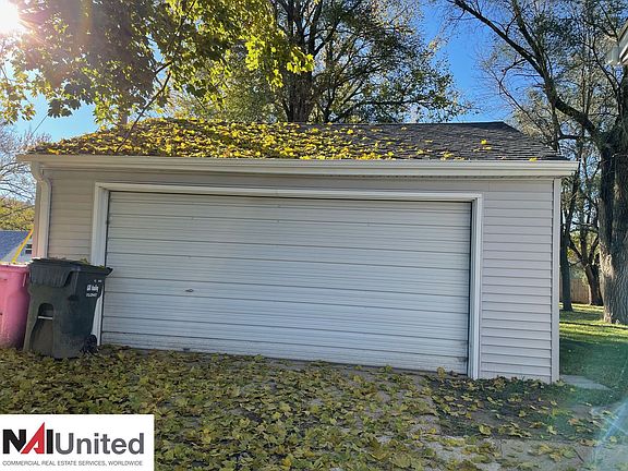 2nd image of 3018 Glenn Ave