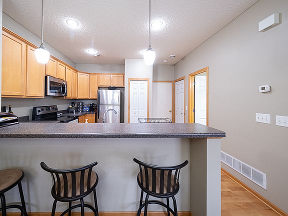 5th image of 3474 Cherry Ln Unit E