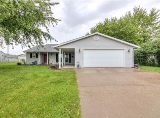 26212 W 2nd Ave, Eleva, WI 54738