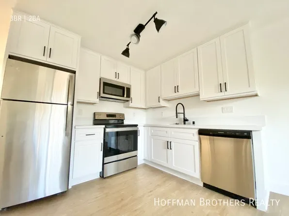 1932 New England St, Los Angeles, CA 90007