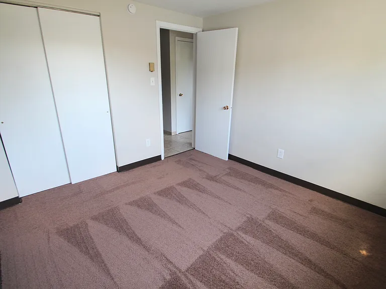 2-Bedroom (Unit 8)