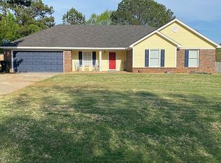 226 Amber Ln, Harvest, AL 35749
