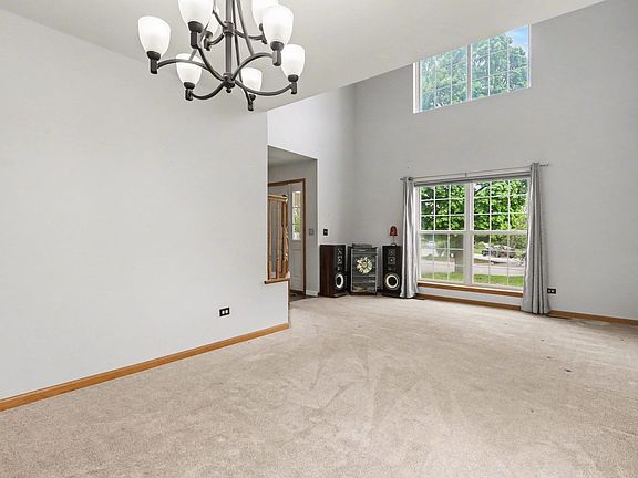 3rd image of 2001 Wedgeport Cir