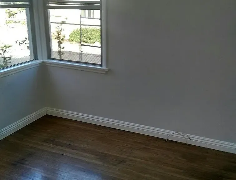 2431 Termino Ave #2431 — Photo 3