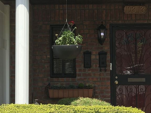 5th image of 103-13 103rd Ave